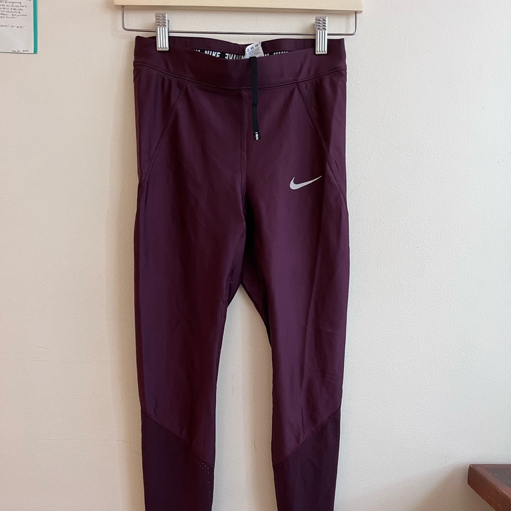 unique nike running tights in FAB condition